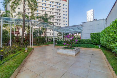Image 44 - 1032467