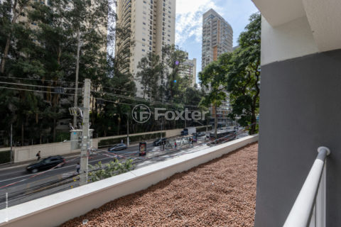 Image 21 - 1032472