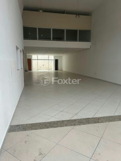 Image 6 - 1032475