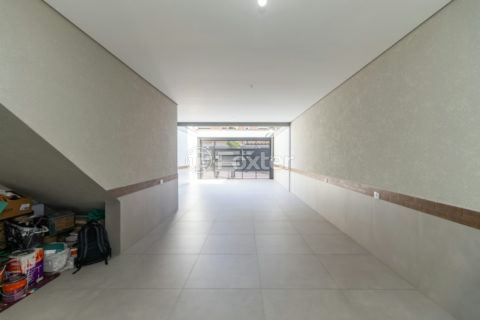 Image 4 - 1032485