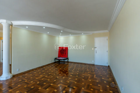 Image 7 - 1032498