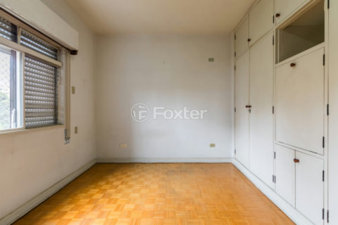 Image 35 - 1032500
