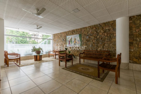 Image 52 - 1032500