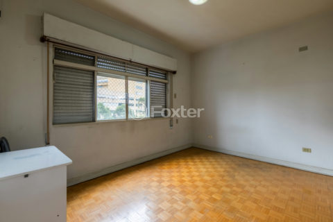 Image 34 - 1032500