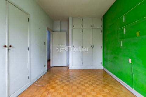 Image 33 - 1032500