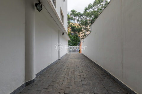 Image 47 - 1032500