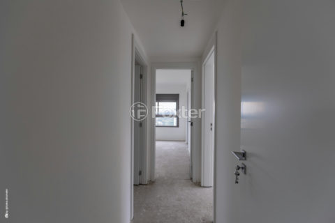 Image 17 - 1032503
