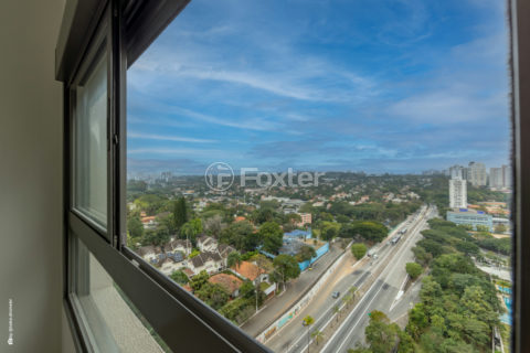 Image 33 - 1032503