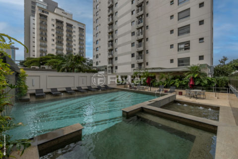 Image 68 - 1032503