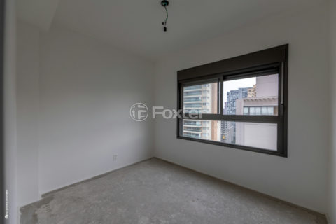 Image 21 - 1032503