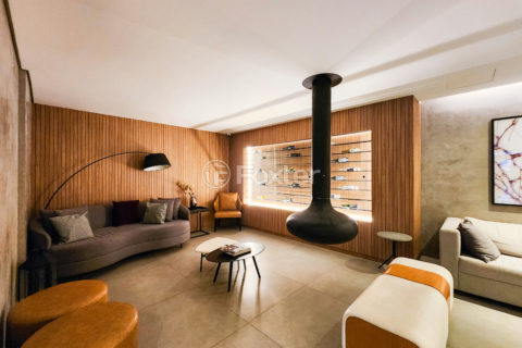 Image 22 - 1032515