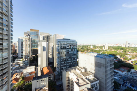 Image 20 - 1032518