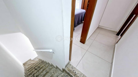 Image 10 - 1032540