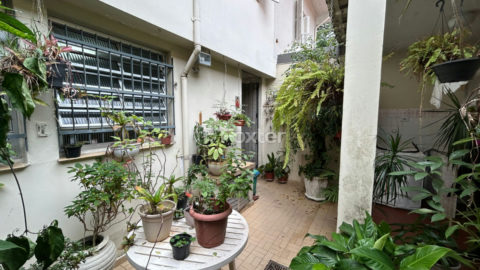 Image 14 - 1032547