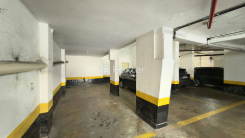 Image 42 - 1032551
