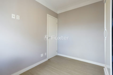 Image 22 - 1032552