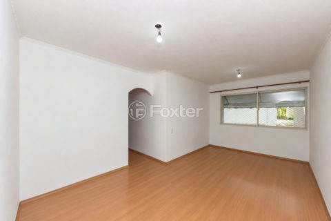 Image 1 - 1032561