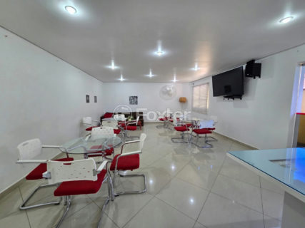 Image 8 - 1032566