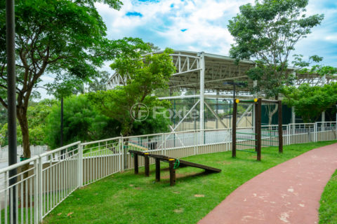 Image 34 - 1032571