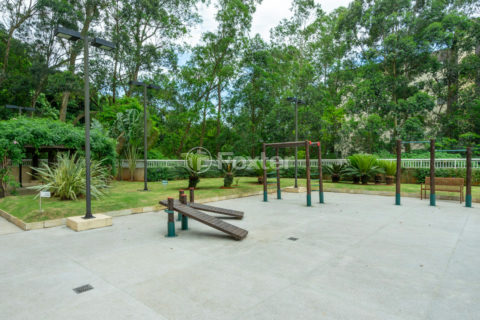Image 43 - 1032571