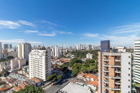 Image 9 - 1032580