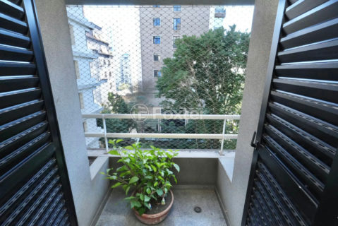 Image 13 - 1032581