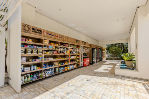Image 35 - 1032587