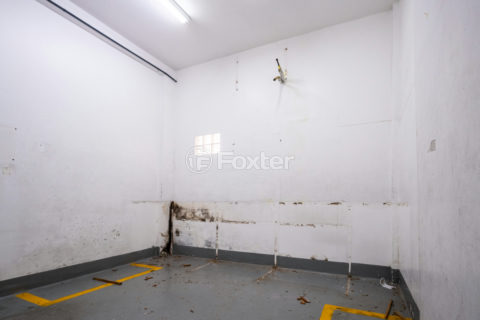 Image 76 - 1032588
