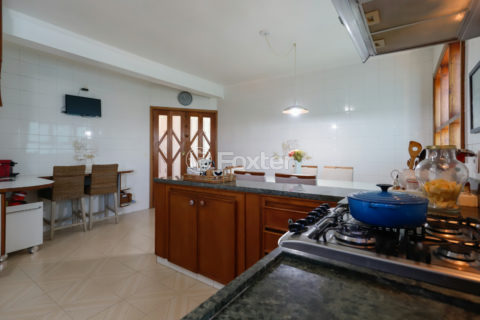 Image 44 - 1032591
