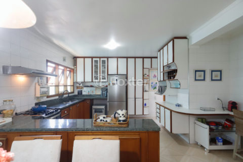 Image 42 - 1032591
