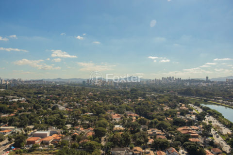 Image 17 - 1032604