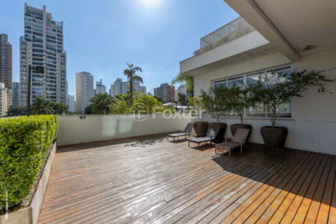 Image 34 - 1032605
