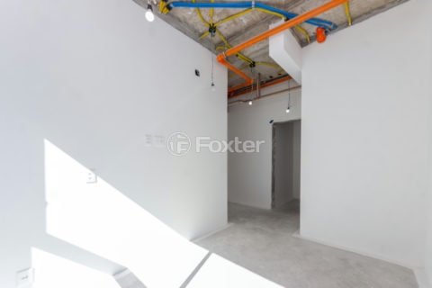 Image 20 - 1032613