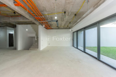 Image 27 - 1032613
