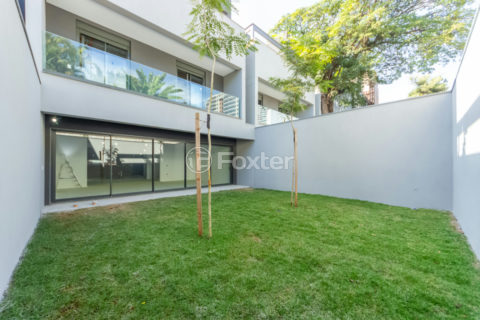Image 32 - 1032613