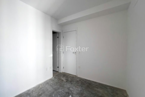Image 42 - 1032620