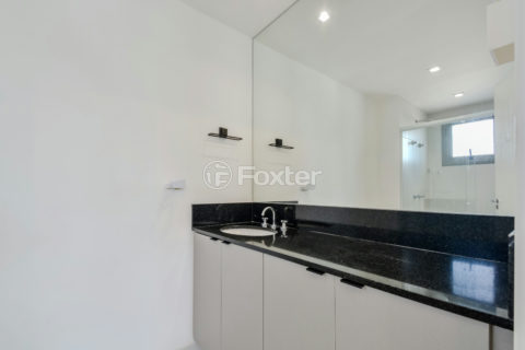 Image 32 - 1032622