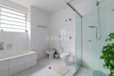 Image 32 - 1032630