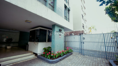 Image 44 - 1032632