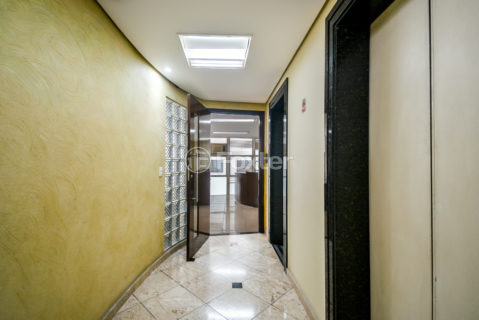 Image 35 - 1032639
