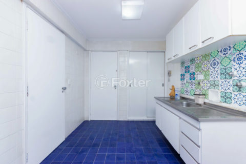 Image 4 - 1032640