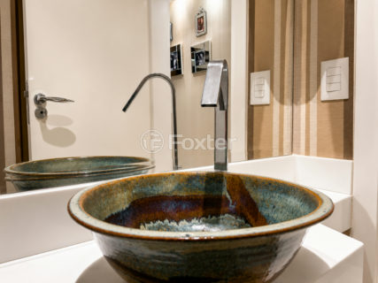Image 65 - 1032661