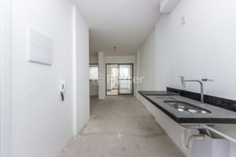 Image 7 - 1032667