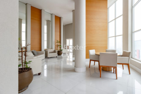 Image 31 - 1032674