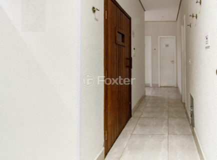 Image 29 - 1032674