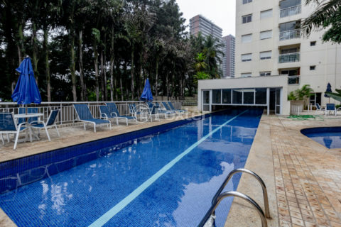 Image 27 - 1032674