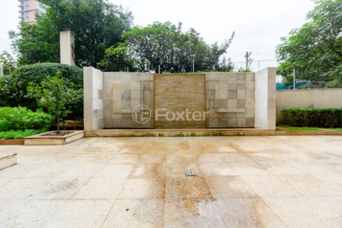 Image 21 - 1032674