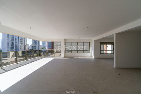 Image 29 - 1032675