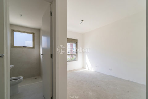 Image 35 - 1032675