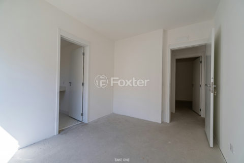 Image 37 - 1032675
